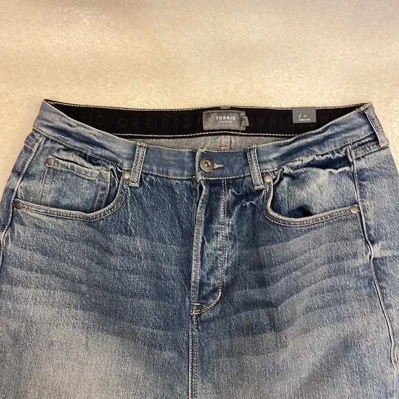 Torrid jeans size 14 R NWT - Picture 3 of 8